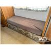 Image 18 : 2000 PEAK FRONTIER T/A TRAVEL TRAILER