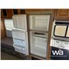 Image 19 : 2000 PEAK FRONTIER T/A TRAVEL TRAILER