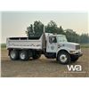 Image 2 : 1995 INTERNATIONAL 4900 T/A DUMP TRUCK