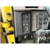 Image 14 : 1997 INTERNATIONAL 4900 T/A GRAIN TRUCK