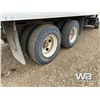 Image 40 : 1997 INTERNATIONAL 4900 T/A GRAIN TRUCK