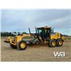 Image 1 : 2013 JOHN DEERE 872G AWD MOTOR GRADER