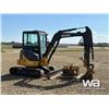 Image 2 : 2010 JOHN DEERE 35D HYDRAULIC EXCAVATOR