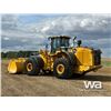 Image 4 : 2020 JOHN DEERE 844L WHEEL LOADER