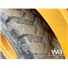 Image 22 : 2000 JOHN DEERE 304H WHEEL LOADER