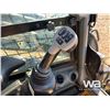 Image 15 : 2015 NEW HOLLAND L225 2 SPEED SKID STEER LOADER