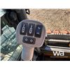 Image 16 : 2015 NEW HOLLAND L225 2 SPEED SKID STEER LOADER