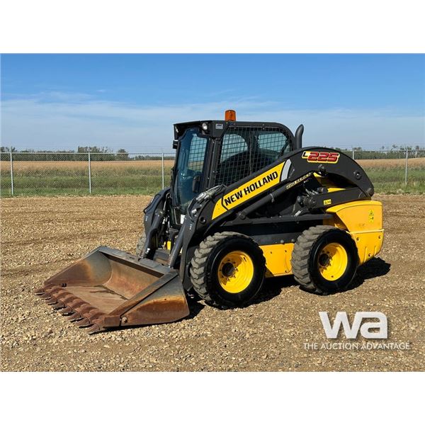2015 NEW HOLLAND L225 2 SPEED SKID STEER LOADER