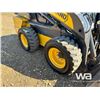 Image 29 : 2015 NEW HOLLAND L225 2 SPEED SKID STEER LOADER