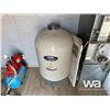 Image 12 : 2000 NORTHGATE 10 X 30 FT 7000 GAL WATER STORAGE