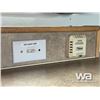 Image 24 : 2005 VANGUARD T/A OFFICE TRAILER