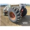Image 18 : CASE 1070 2WD TRACTOR