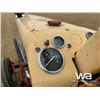Image 8 : CASE 830 2WD TRACTOR