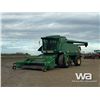 Image 1 : 1996 JOHN DEERE 9600 4WD COMBINE