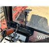 Image 13 : HESSTON 8110S 25 FT. SWATHER