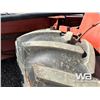 Image 39 : HESSTON 8110S 25 FT. SWATHER