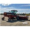 Image 3 : HESSTON 8110S 25 FT. SWATHER