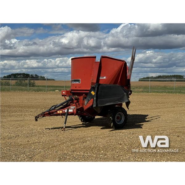 CASE 8610 BALE BUSTER