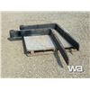 Image 1 : 48 IN. WHEEL LOADER FORKS