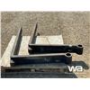 Image 3 : 48 IN. WHEEL LOADER FORKS