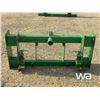 Image 5 : TRACTOR BALE SPEAR