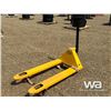 Image 1 : INDUSTRIAL PALLET JACK