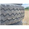 Image 7 : (8) 11R24.5 TRUCK TIRES & RIMS