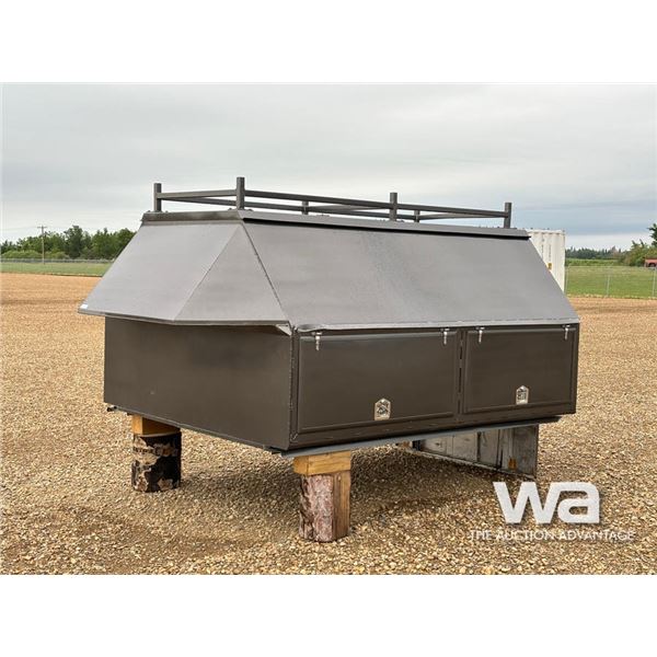 MECHANICS TRUCK TOOL CRIB
