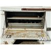 Image 10 : SERVICE BODY W/ PILOT LIGHT