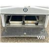 Image 14 : PORTA VET TO FIT 8 FT. BOX