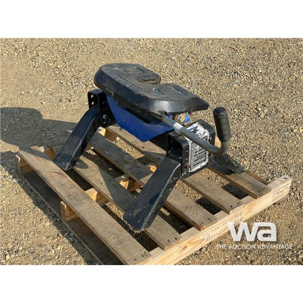 REESE FIFTH WHEEL HITCH