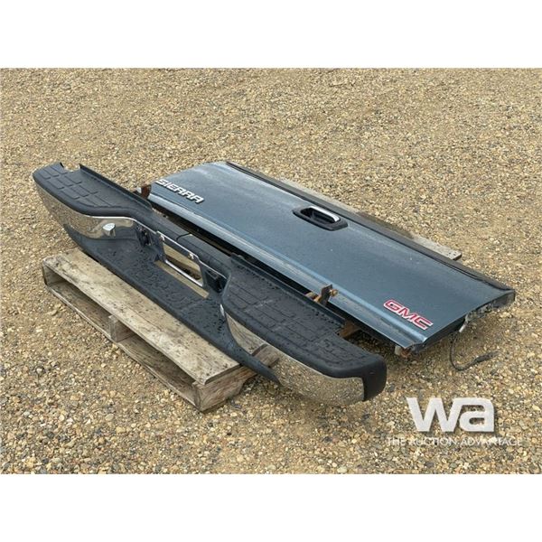 CHROME BUMPER & TAILGATE