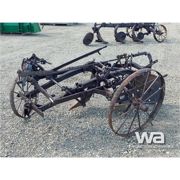 JOHN DEERE ANTIQUE 2 BOTTOM PLOW