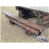Image 10 : ROUGH SAWN LOG PICNIC TABLE