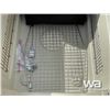 Image 7 : LARGE DOG KENNEL & DOG BED