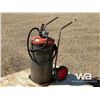 Image 1 : OIL TANK WITH PUMP