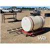 Image 4 : 600L WHITE POLY TANK W/ STEEL FRAME AND LADDER
