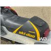 Image 24 : 2002 SKIDOO RENEGADE 700 SNOWMOBILE