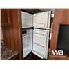 Image 17 : 2015 FOREST RIVER AVENGER 25RL T/A TRAVEL TRAILER