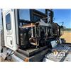 Image 64 : 2021 KENWORTH T800 TRI DRIVE SLEEPER WINCH TRACTOR