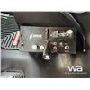 Image 23 : 2020 KENWORTH T800 TRI DRIVE SLEEPER WINCH TRACTOR