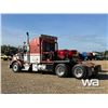 Image 4 : 2002 KENWORTH T800B T/A SLEEPER WINCH TRACTOR