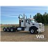 Image 2 : 2016 PETERBILT 567 TRI DRIVE TRUCK TRACTOR