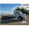 Image 2 : 2012 KENWORTH T800 TRI DRIVE SLEEPER TRUCK TRACTOR