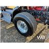 Image 34 : 2012 KENWORTH T800 TRI DRIVE SLEEPER TRUCK TRACTOR
