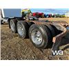 Image 41 : 2012 KENWORTH T800 TRI DRIVE SLEEPER TRUCK TRACTOR