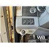 Image 13 : 2006 FREIGHTLINER TRI DRIVE SLEEPER TRUCK TRACTOR