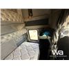 Image 27 : 2000 KENWORTH T800B T/A SLEEPER TRUCK TRACTOR