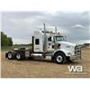 Image 2 : 2000 KENWORTH T800B T/A SLEEPER TRUCK TRACTOR