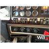 Image 18 : 2014 KENWORTH W900 T/A SLEEPER TRUCK TRACTOR